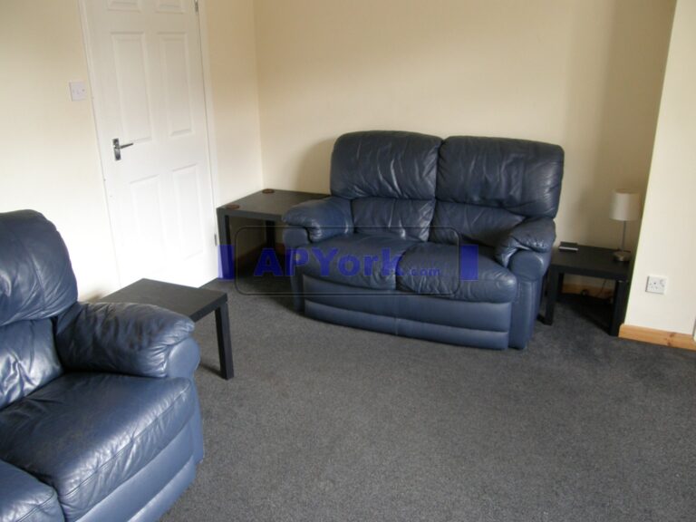 crombie ave 100 03 768x576