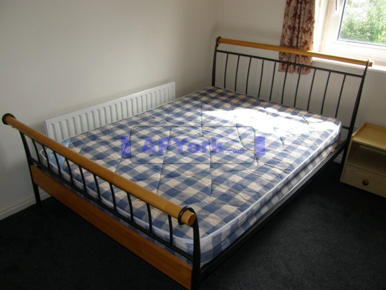 crombie ave 100 12 bed 2 768x576