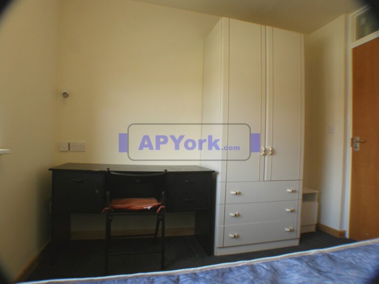 crombie ave 100 16 bed 3 768x576