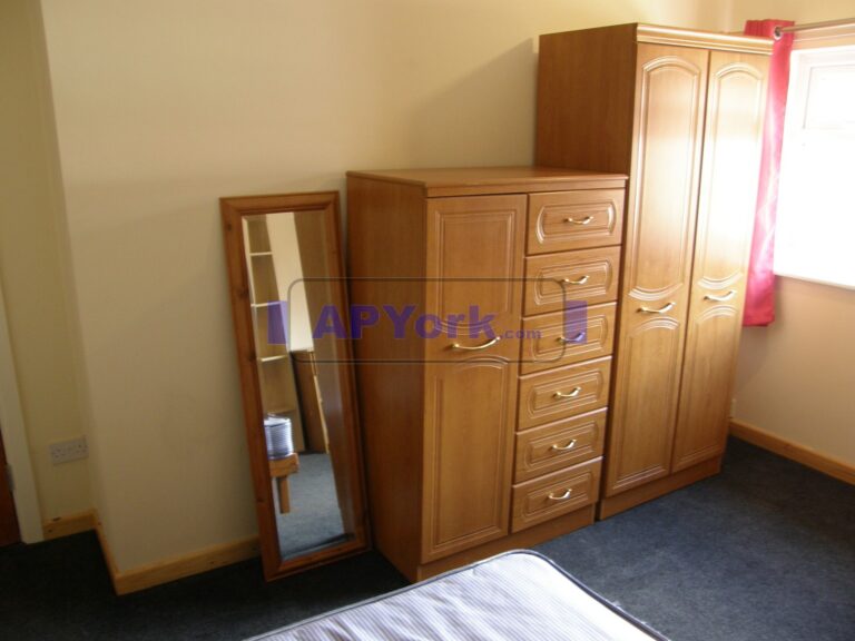 crombie ave 100 17 bed 4 768x576