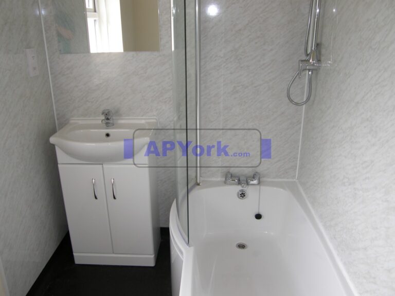 crombie ave 100 23 768x576