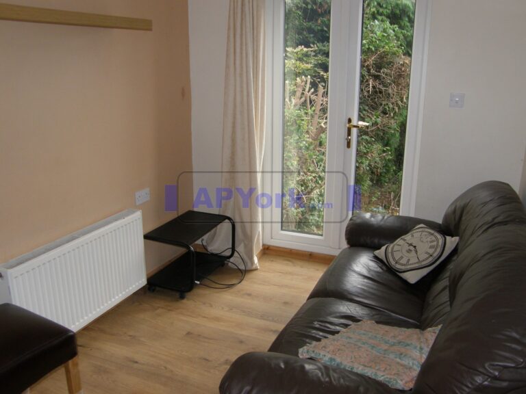 newland park dr 628 02 1 768x576