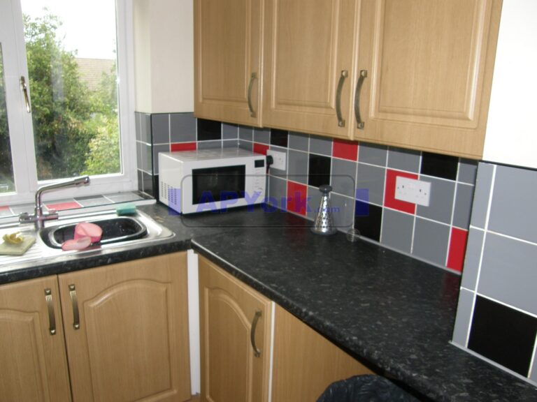 newland park dr 628 03 1 768x576