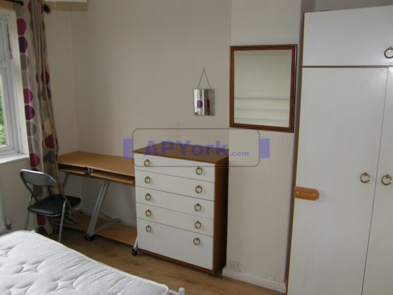 newland park dr 628 18 bed 5 1 768x576