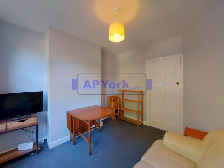 hull rd 494 05 768x576