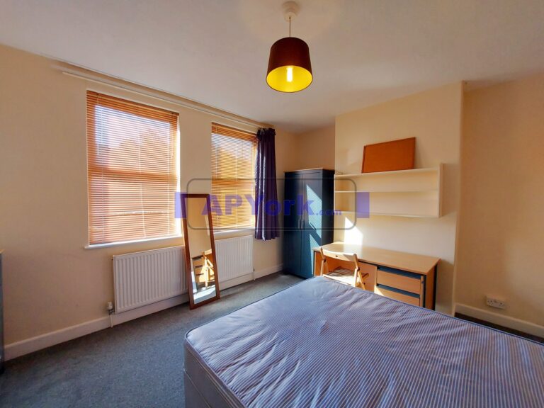 hull rd 494 11 bed 1 768x576