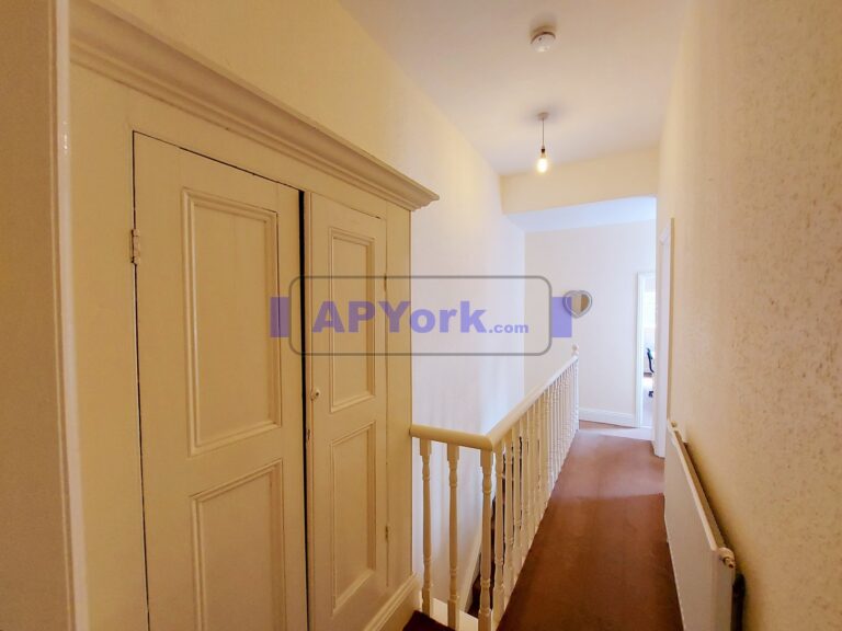 st johns cres 170 33 768x576